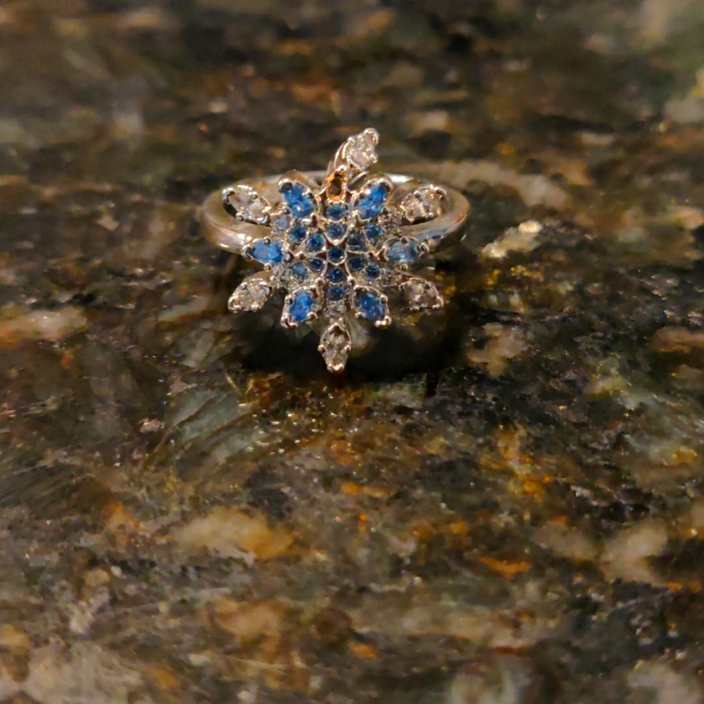 Cute ring